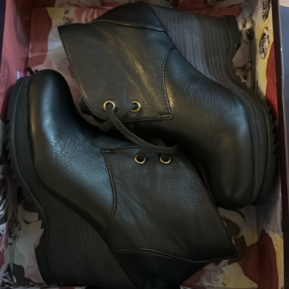 Black ankle boots great shape like new.
